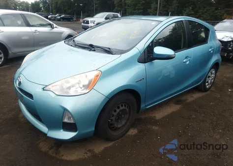 2013 Toyota Prius C Two from USA, damaged, VIN JTDKDTB32D1043194